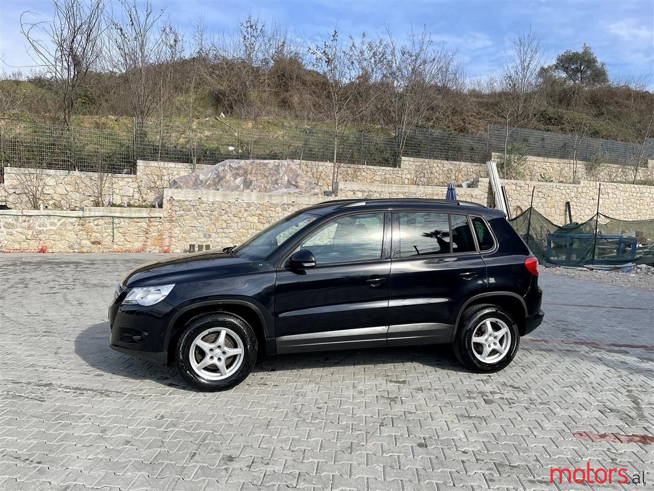 2008' Volkswagen Tiguan photo #3