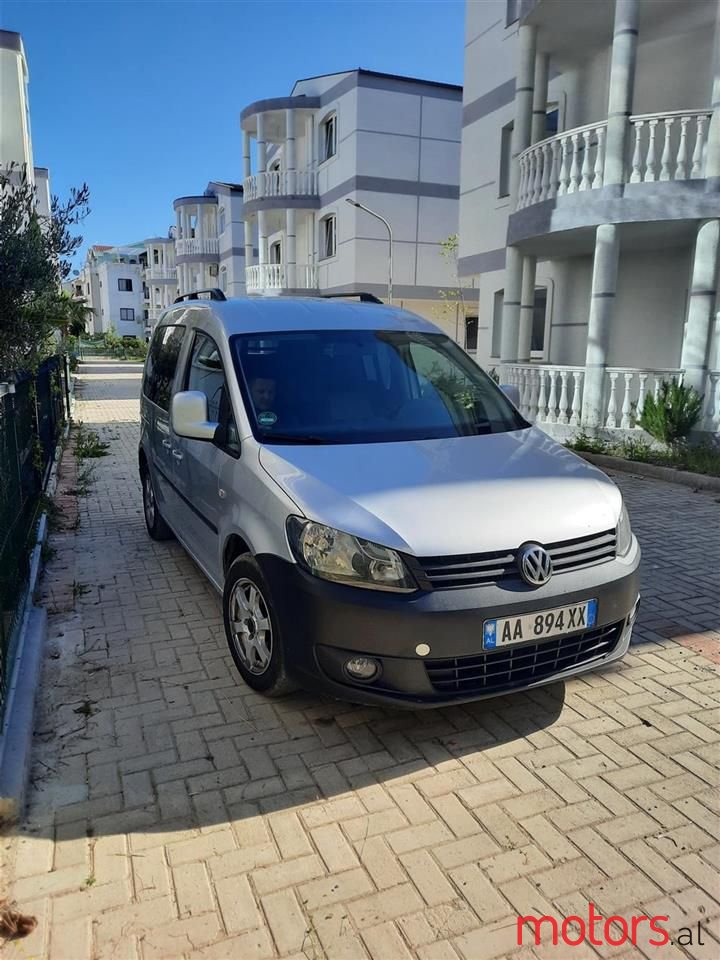 2012' Volkswagen Caddy photo #4
