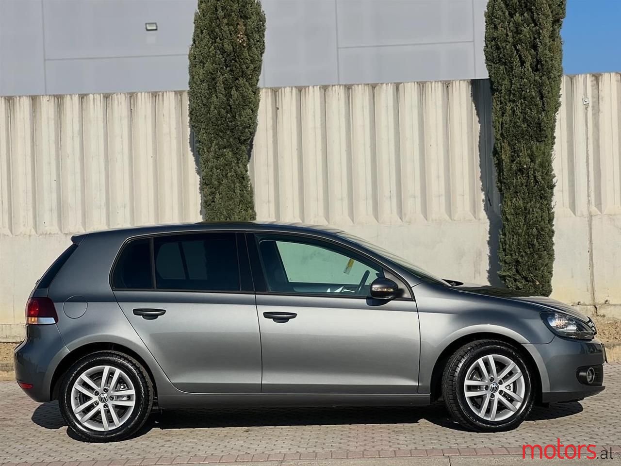 2012' Volkswagen Golf photo #4