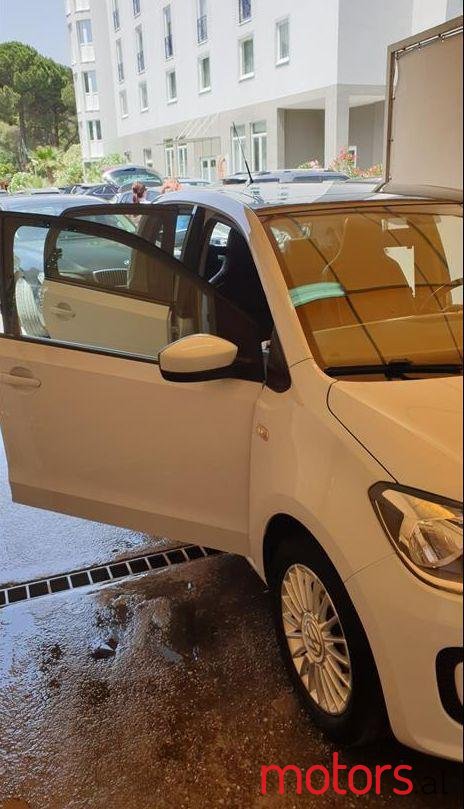 2014' Volkswagen Up! photo #1