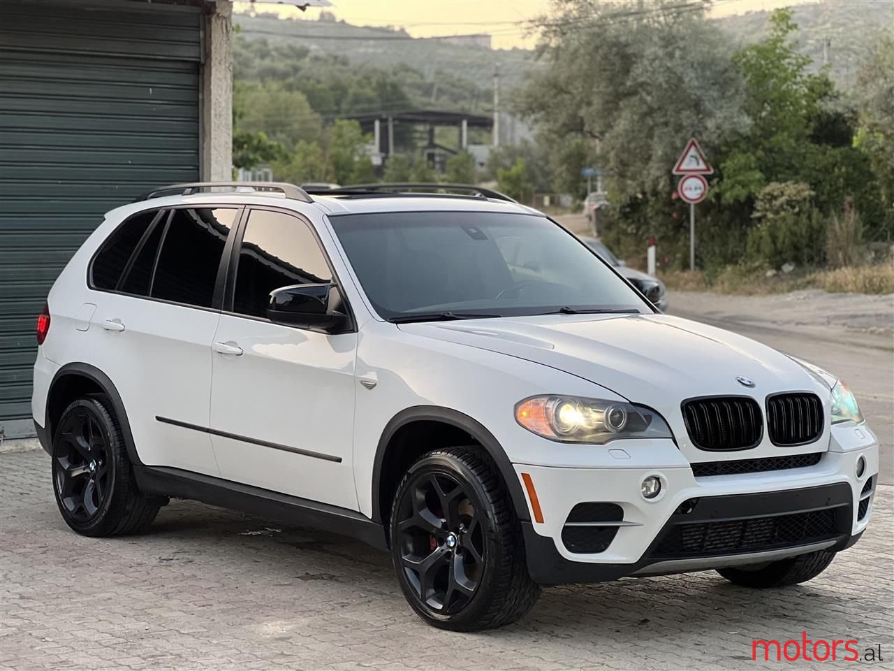 2012' BMW X5 photo #1