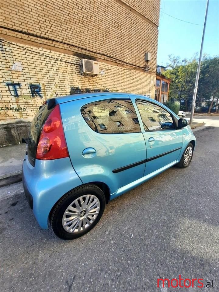 2011' Peugeot 107 photo #4