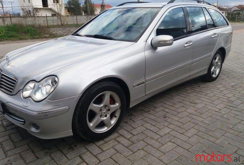 2001' Mercedes-Benz C 270 photo #1