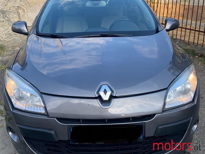 2009' Renault Megane photo #1