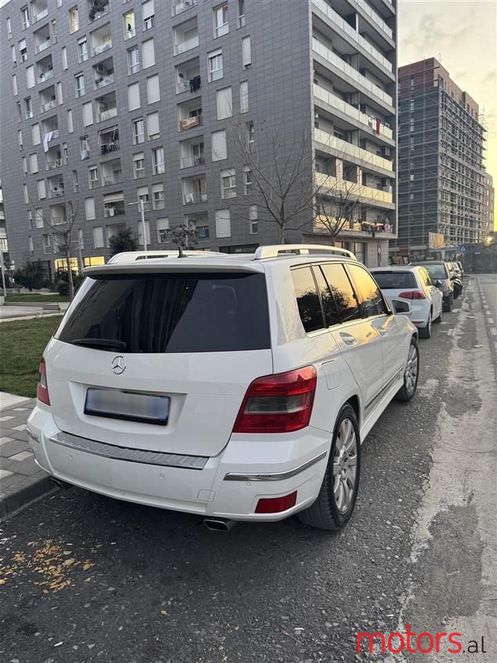 2012' Mercedes-Benz GLK 250 photo #2