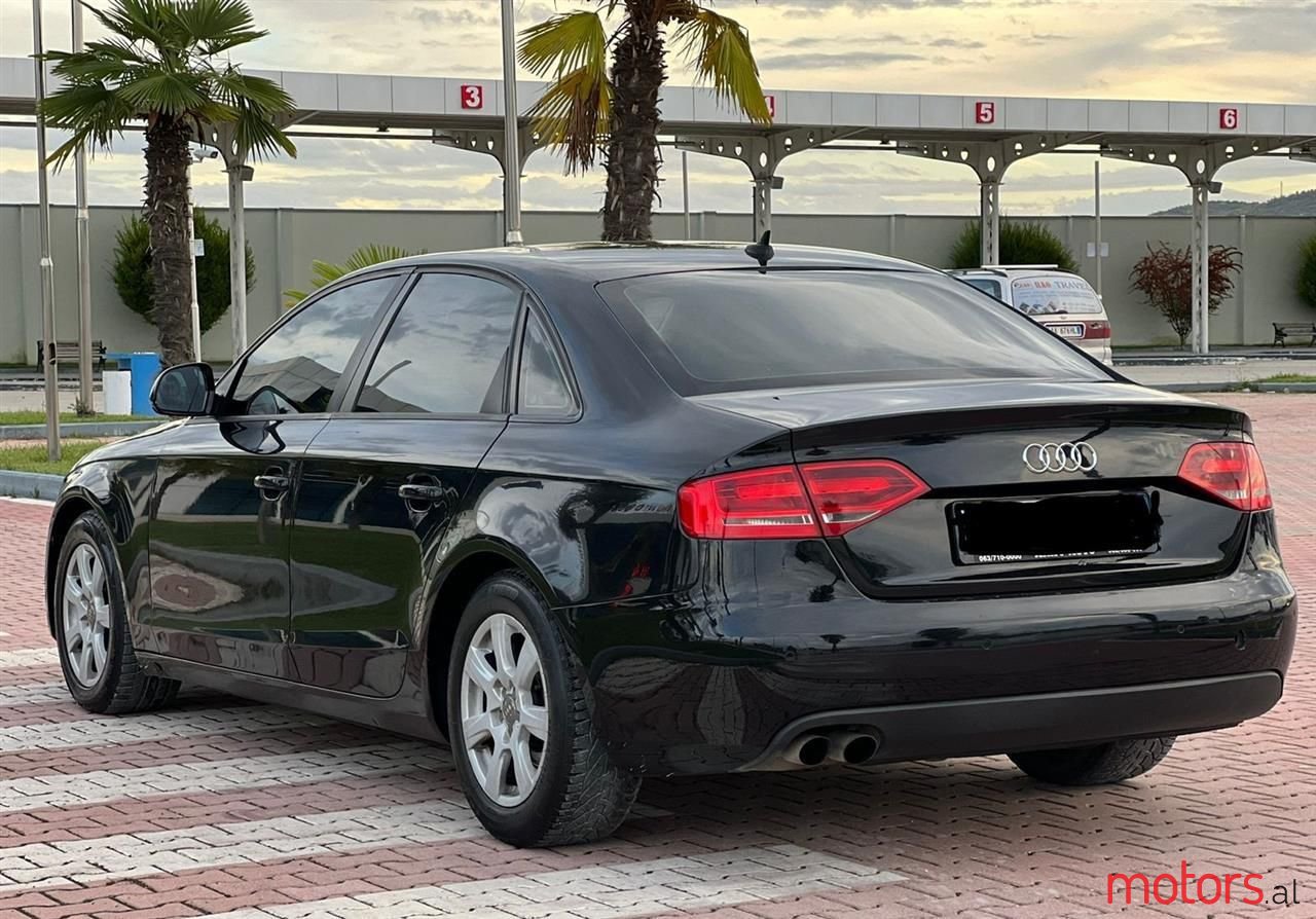 2010' Audi A4 photo #6