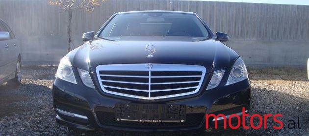 2012' Mercedes-Benz E-Class photo #1