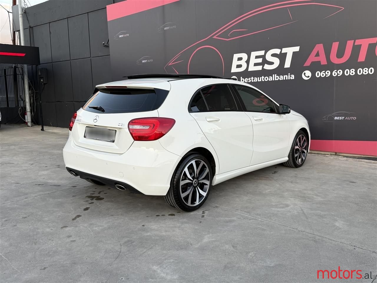 2014' Mercedes-Benz A 200 photo #4