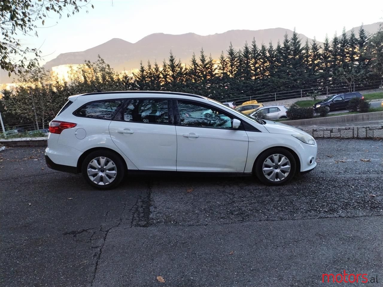 2013' Ford Focus photo #6