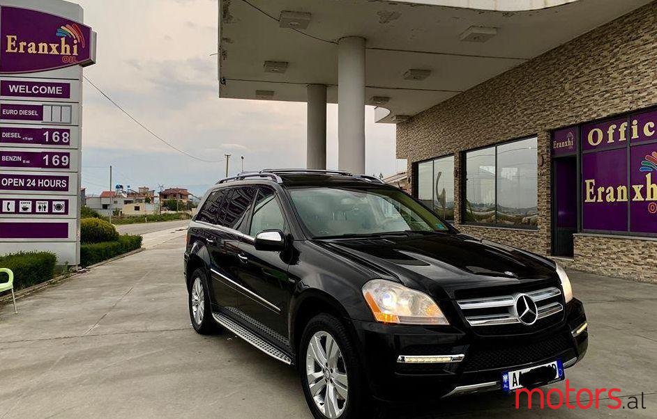 2010' Mercedes-Benz GL 350 photo #1
