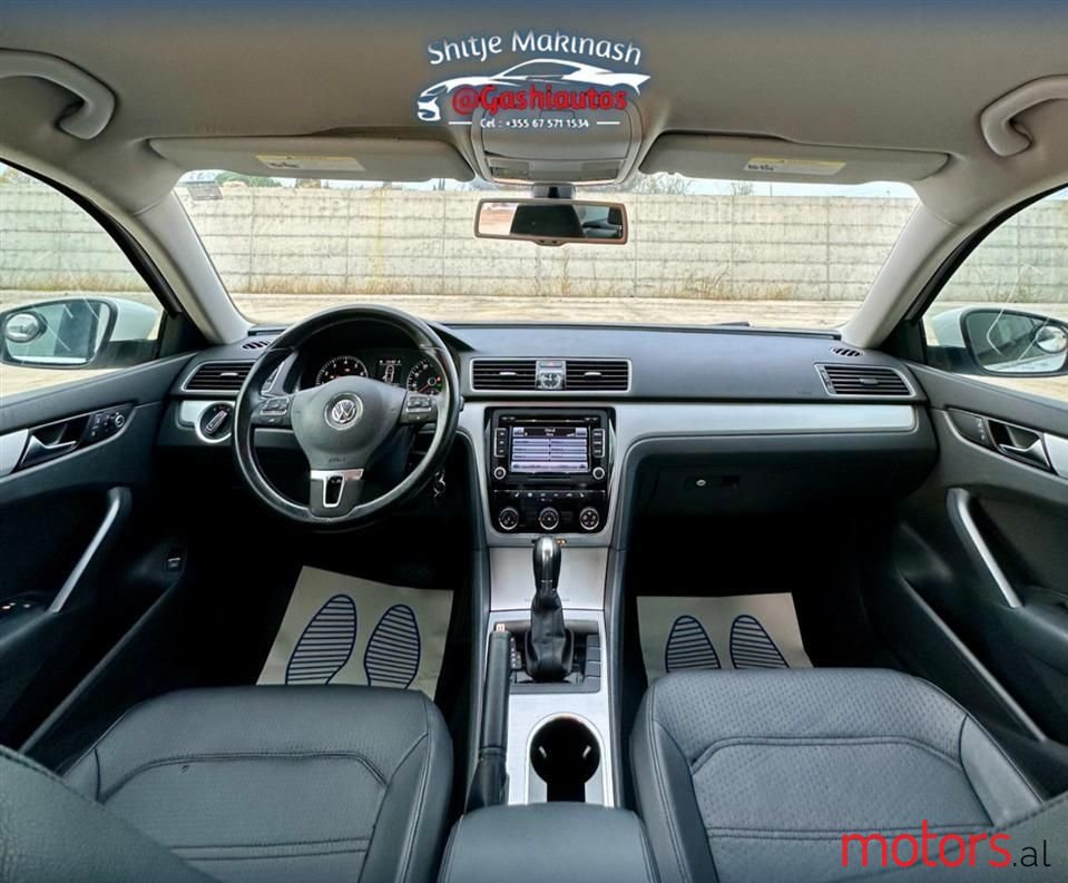 2013' Volkswagen Passat photo #2