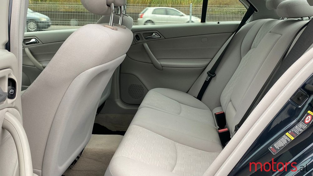 2005' Mercedes-Benz C-Class photo #7