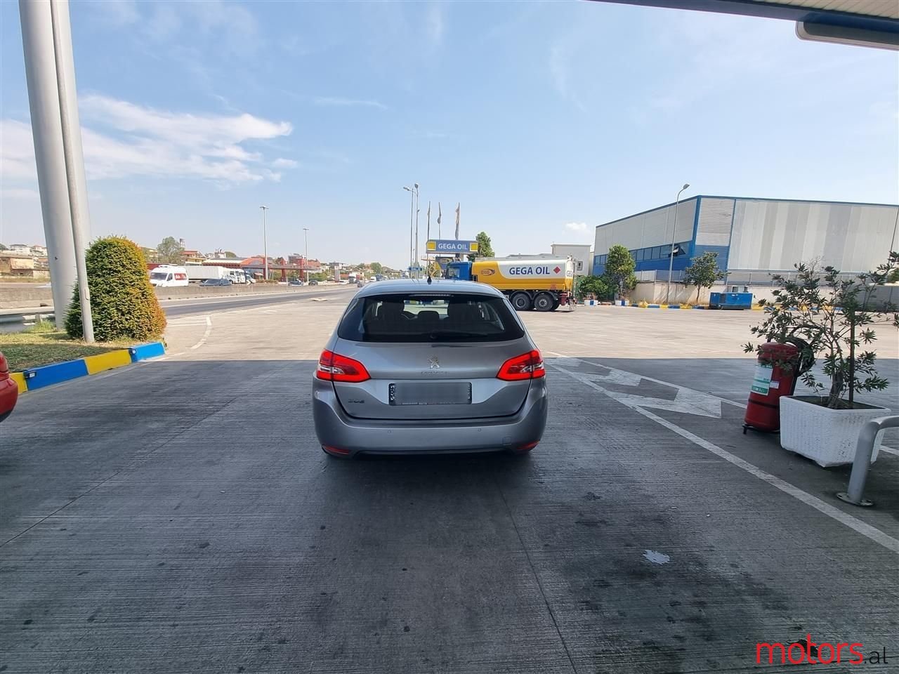 2014' Peugeot 308 photo #3