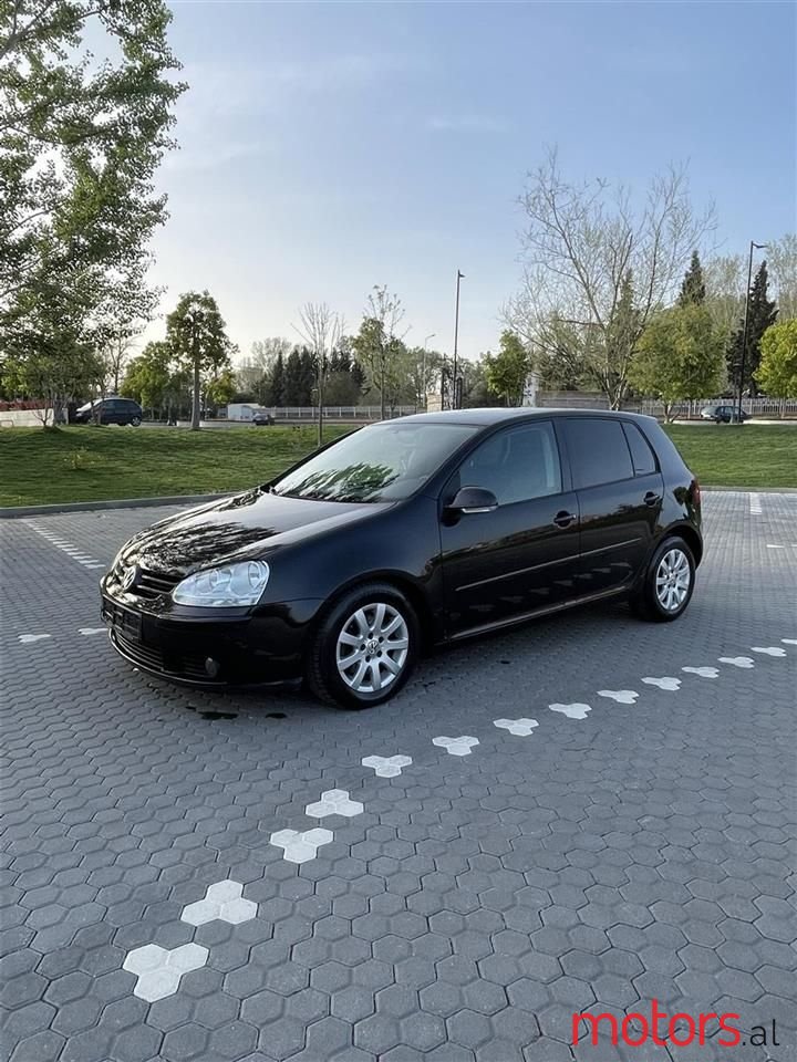 2006' Volkswagen Golf photo #1