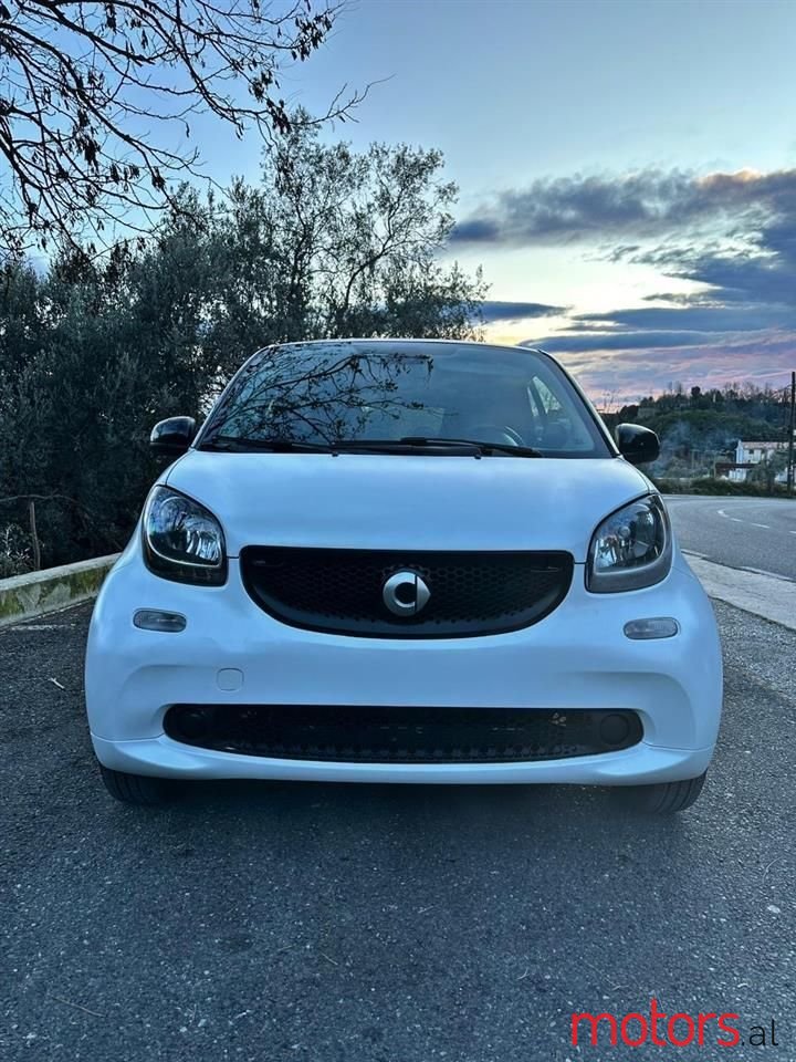 2016' Smart Fortwo photo #2