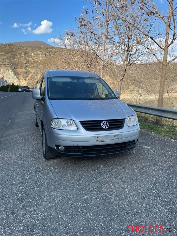 2009' Volkswagen Caddy photo #2