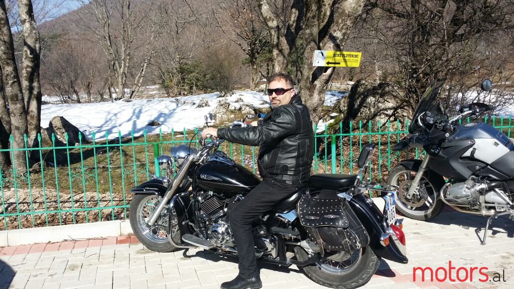 2002' Yamaha photo #1