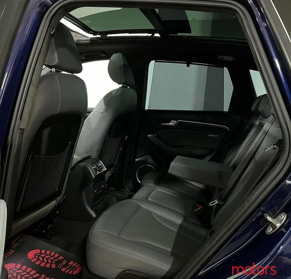 2014' Audi SQ5 photo #3