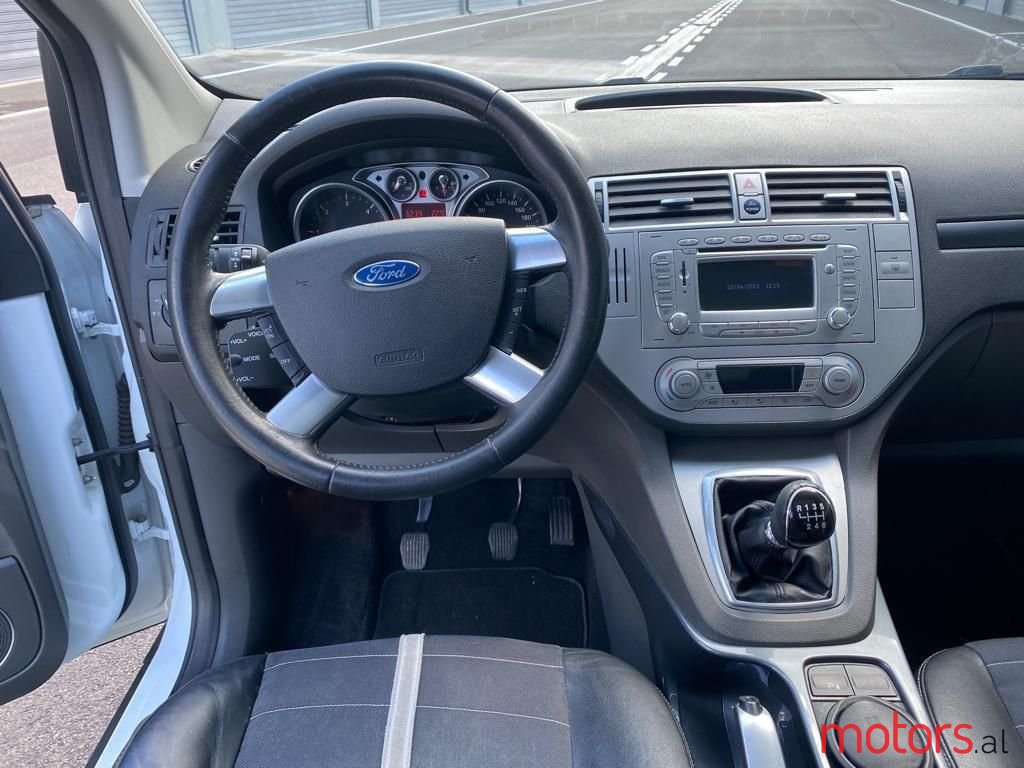 2009' Ford Kuga photo #6