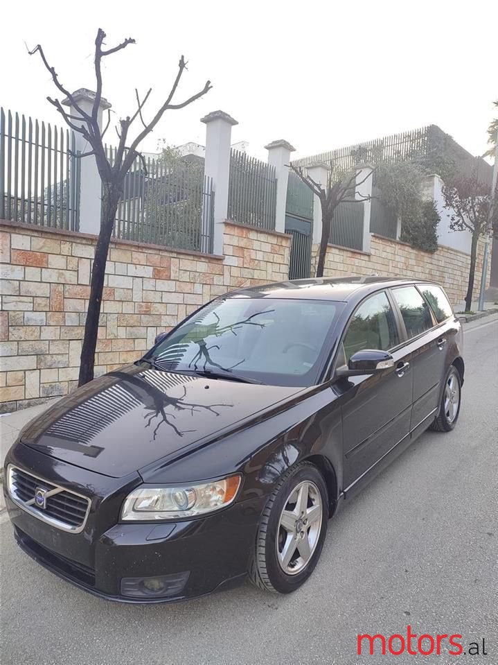 2009' Volvo V50 photo #6