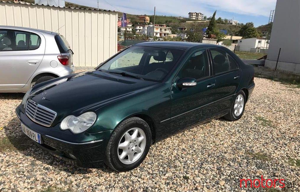 2002' Mercedes-Benz C 220 photo #2