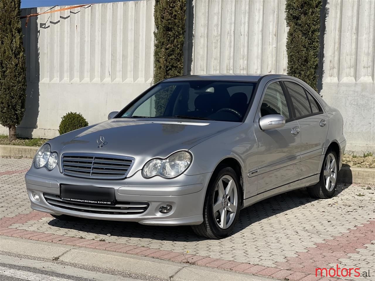 2005' Mercedes-Benz C 220 photo #1
