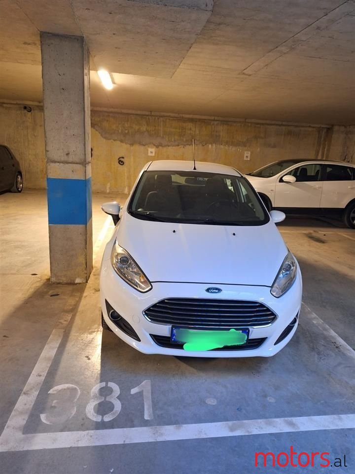 2014' Ford Fiesta photo #3