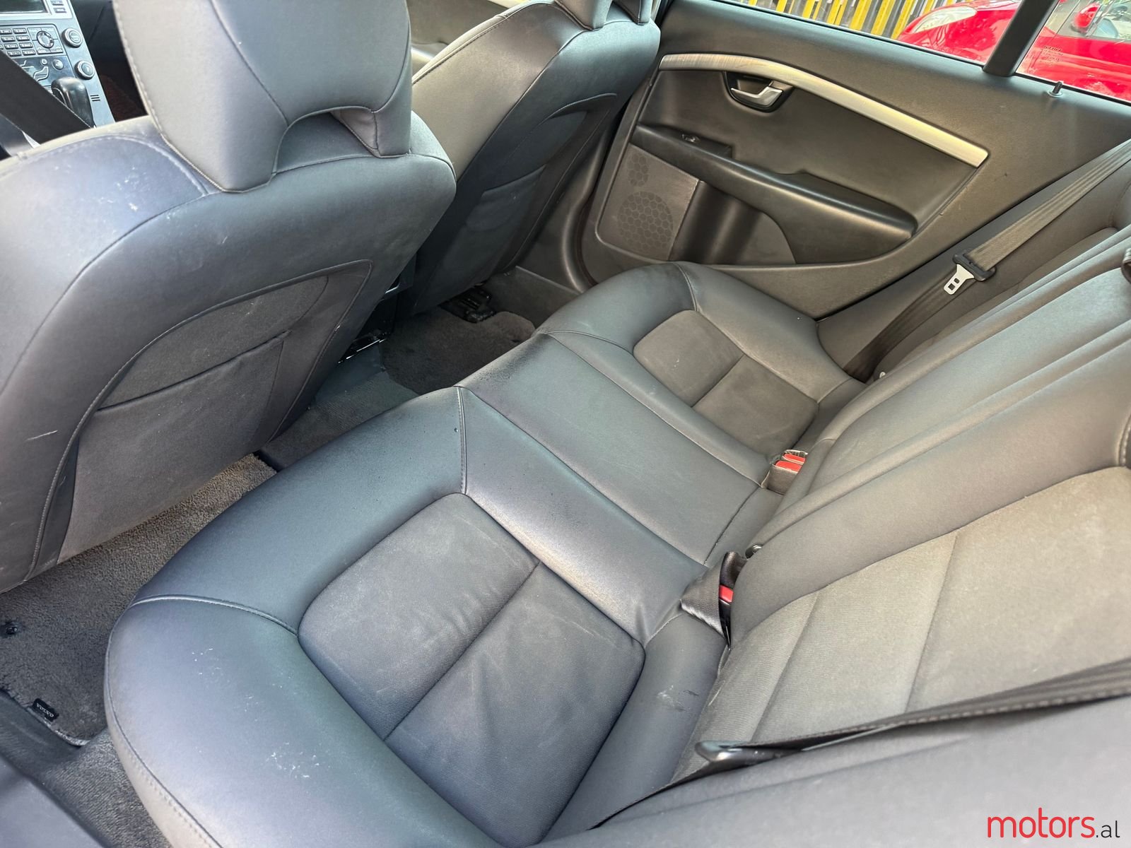 2009' Volvo S80 photo #6