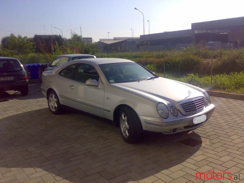 2001' Mercedes-Benz CLK 200 photo #1