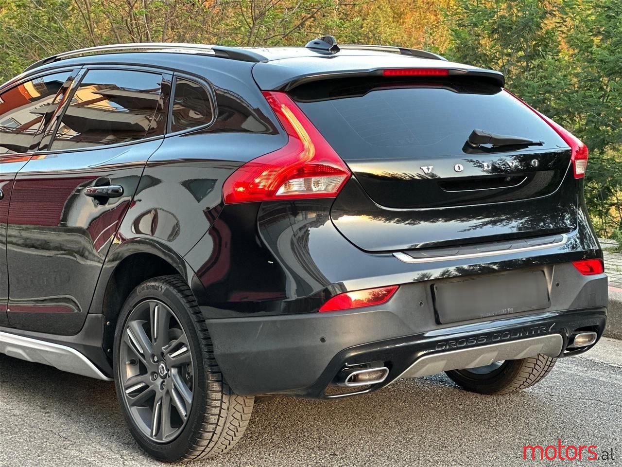 2015' Volvo V40 Cc photo #4