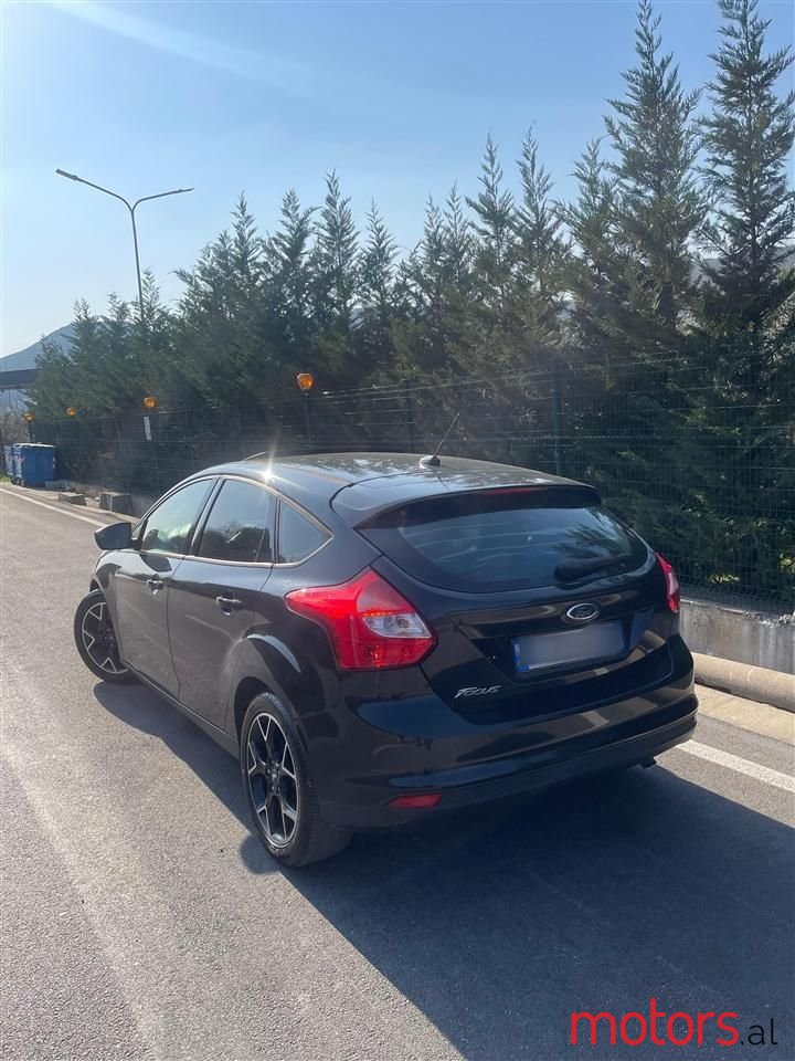 2013' Ford Focus photo #2