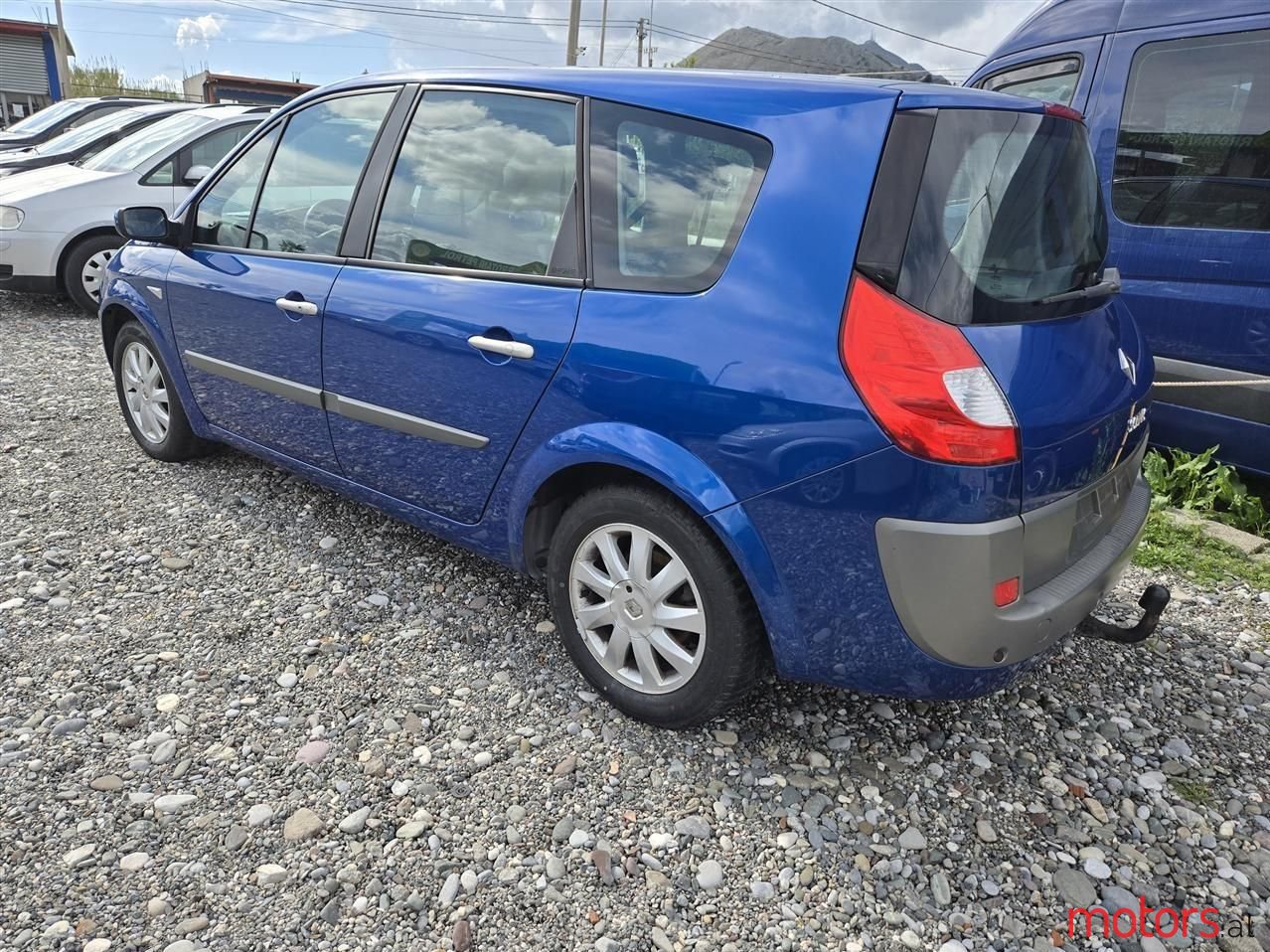 2007' Renault Grand Scenic photo #3