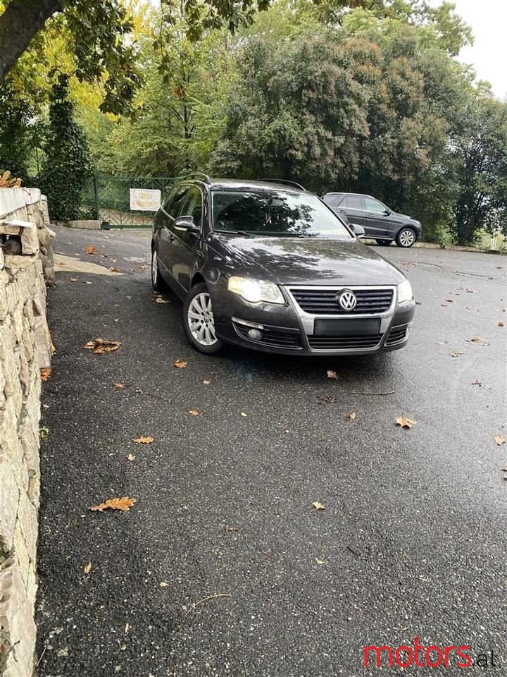 2007' Volkswagen Passat photo #2