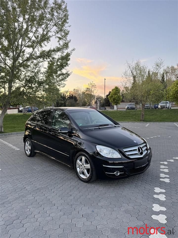 2009' Mercedes-Benz B 200 photo #3