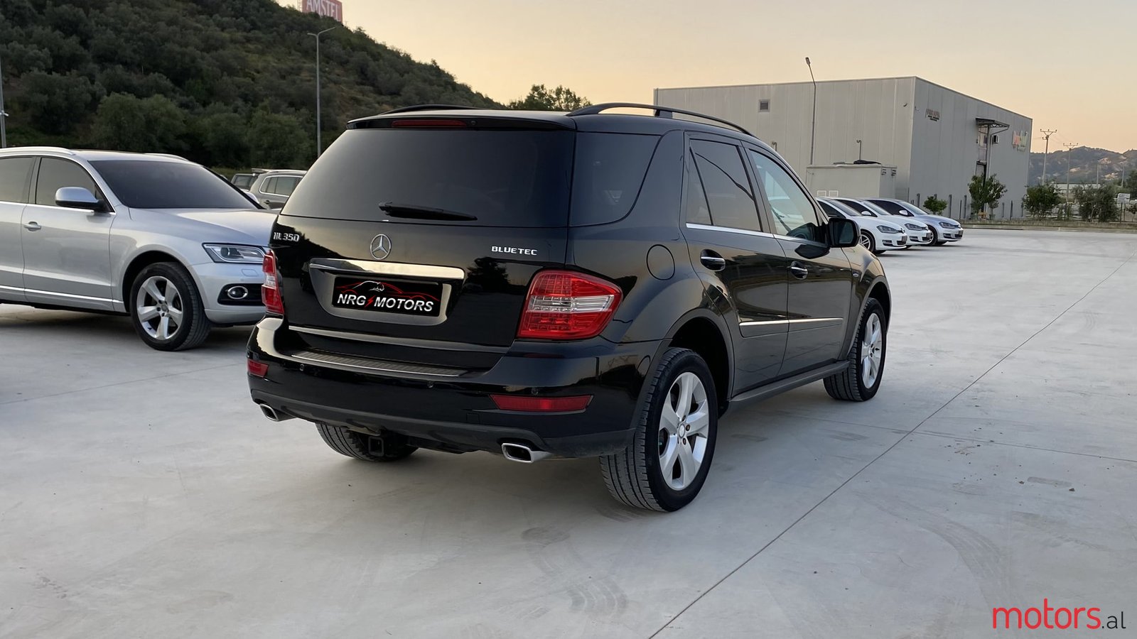 2010' Mercedes-Benz ML 350 photo #7