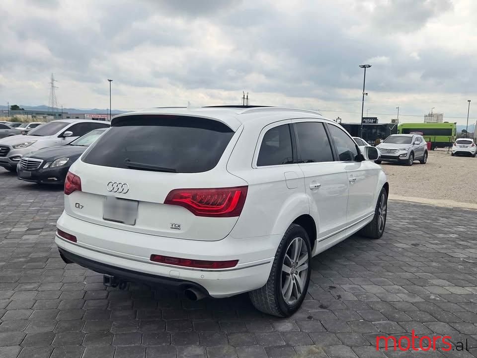 2010' Audi Q7 photo #2