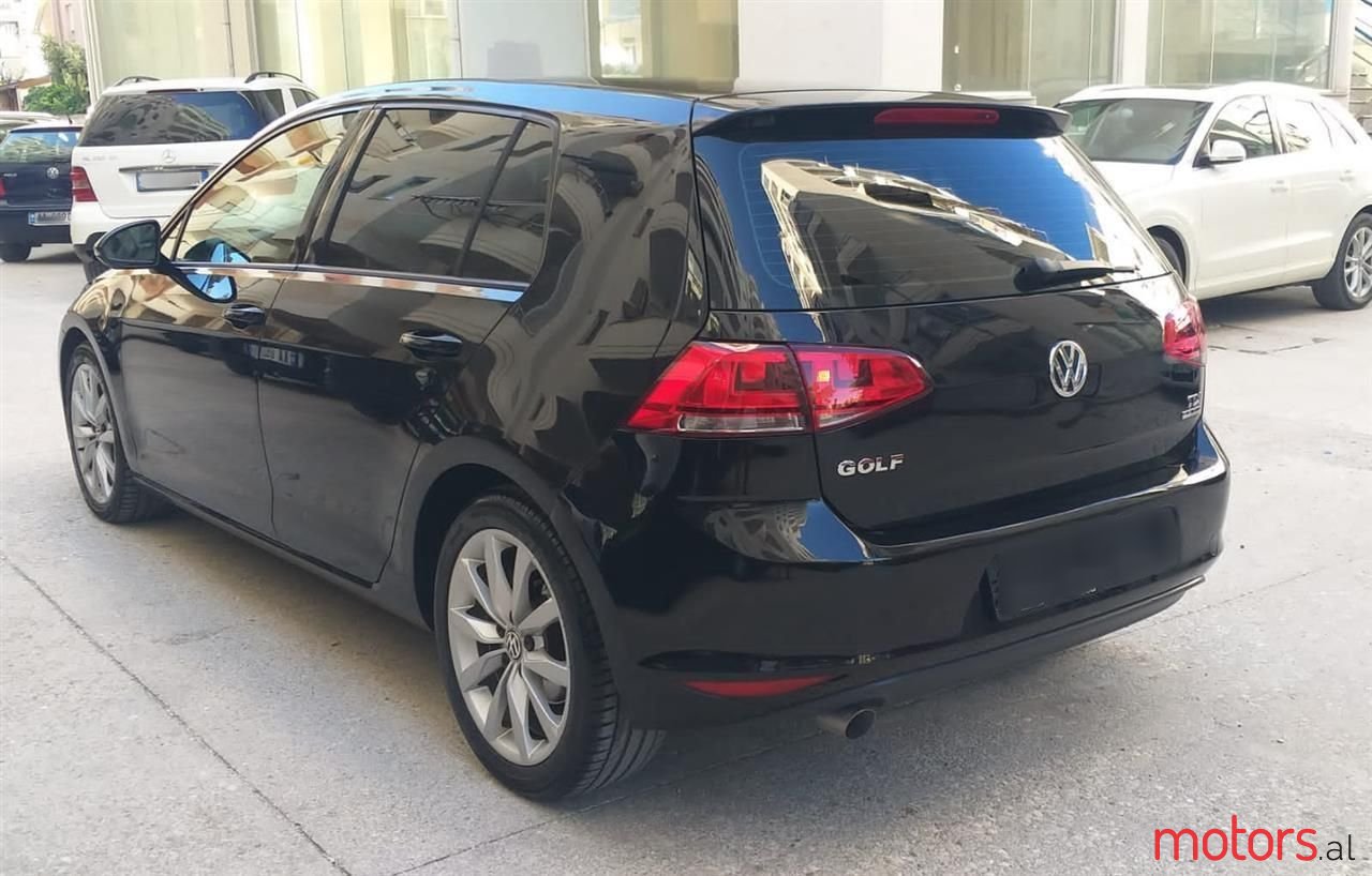 2013' Volkswagen Golf photo #6