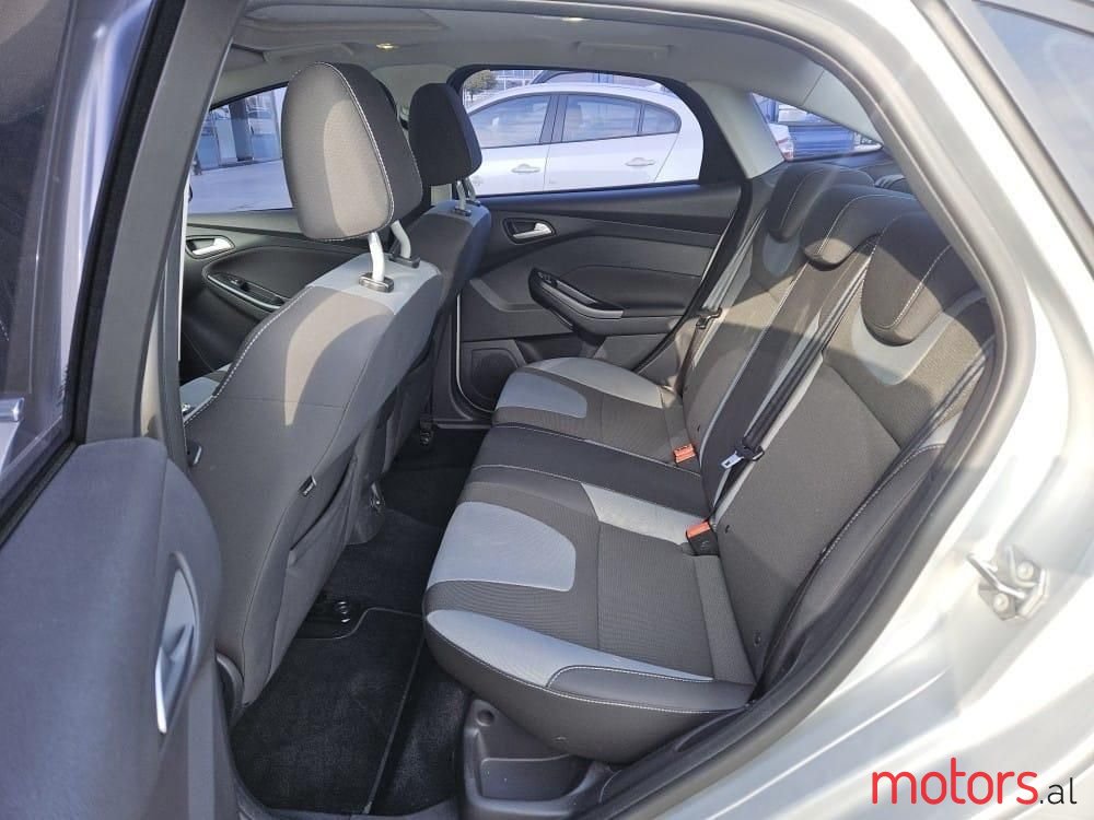 2013' Ford Focus photo #5