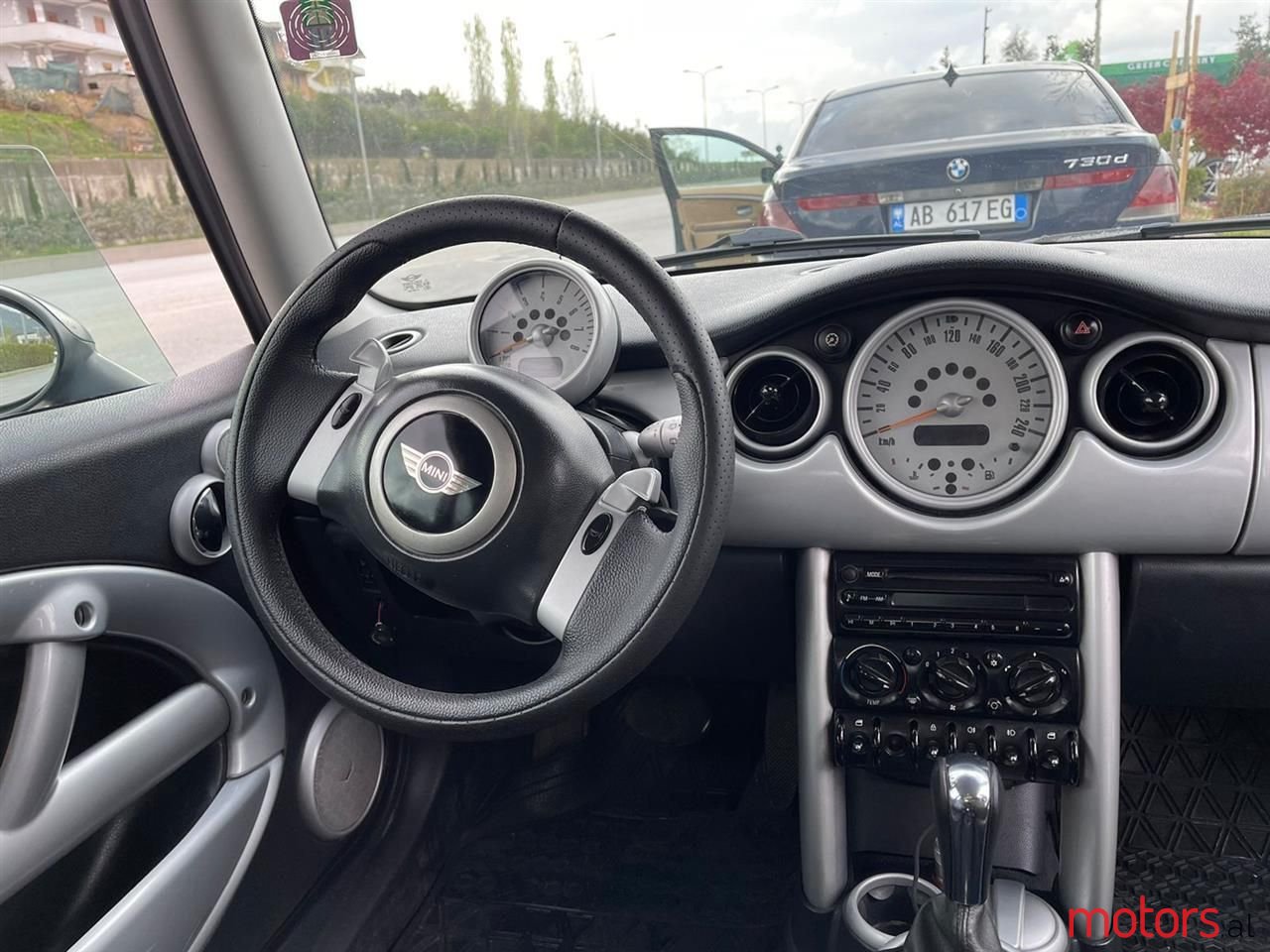 2004' MINI One photo #2