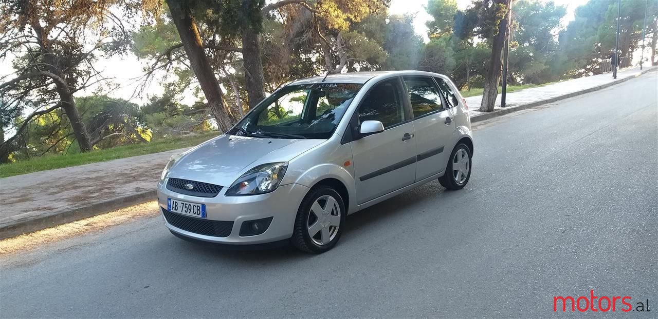 2006' Ford Fiesta photo #4