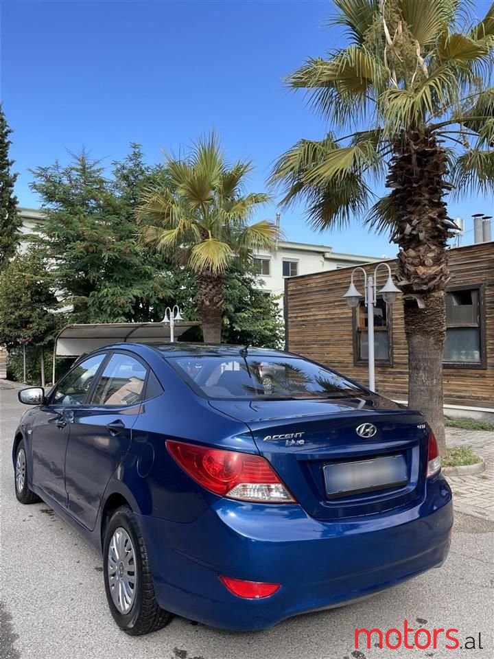 2016' Hyundai Accent photo #4