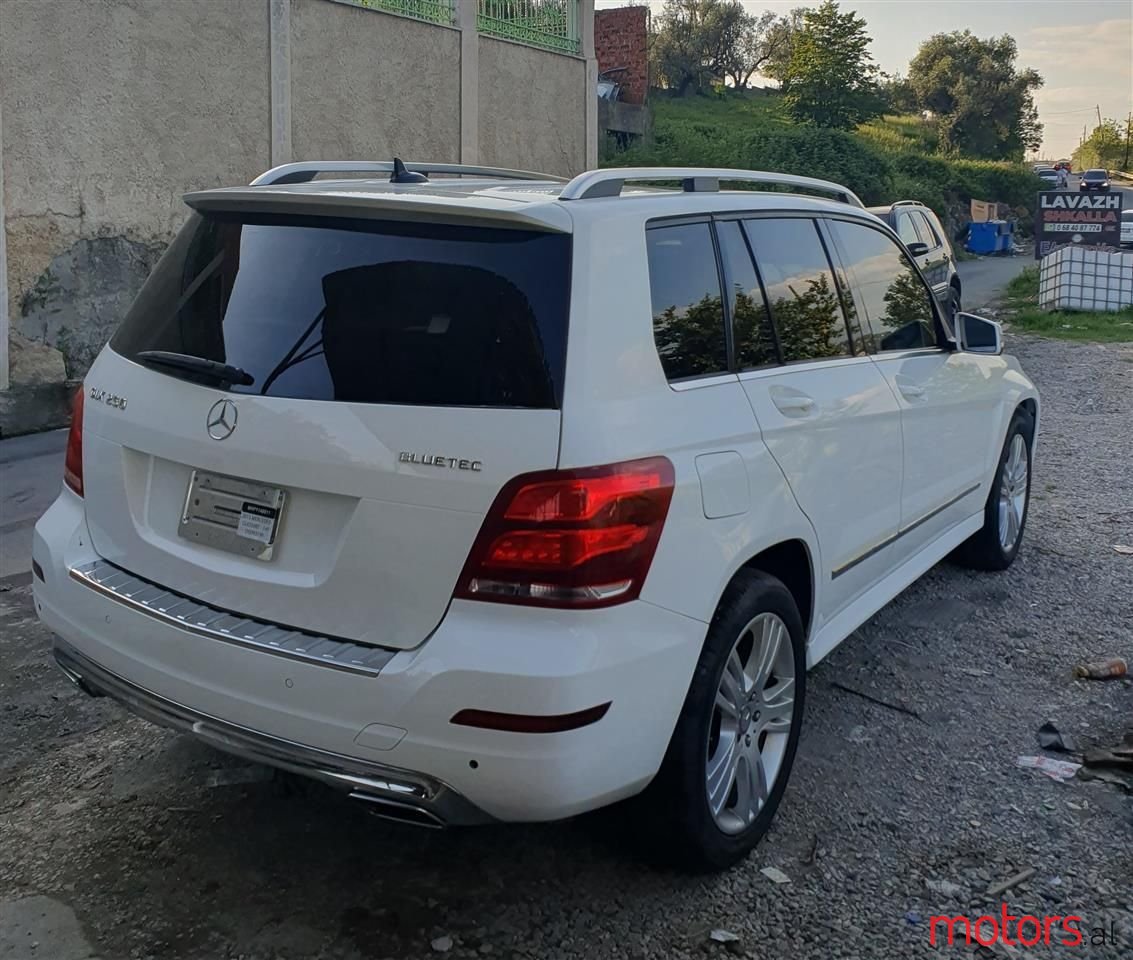 2013' Mercedes-Benz GLK 250 photo #6