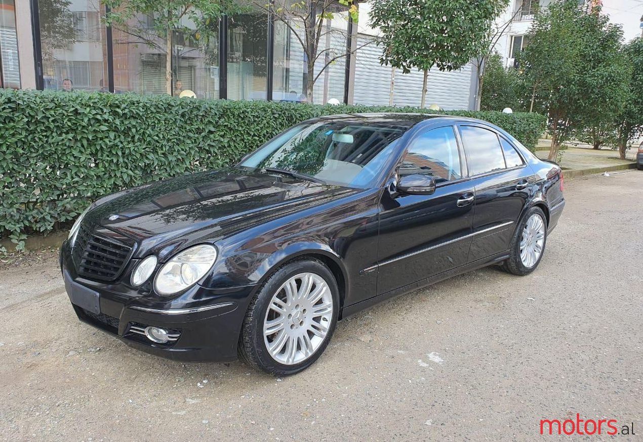 2006' Mercedes-Benz E 320 photo #1