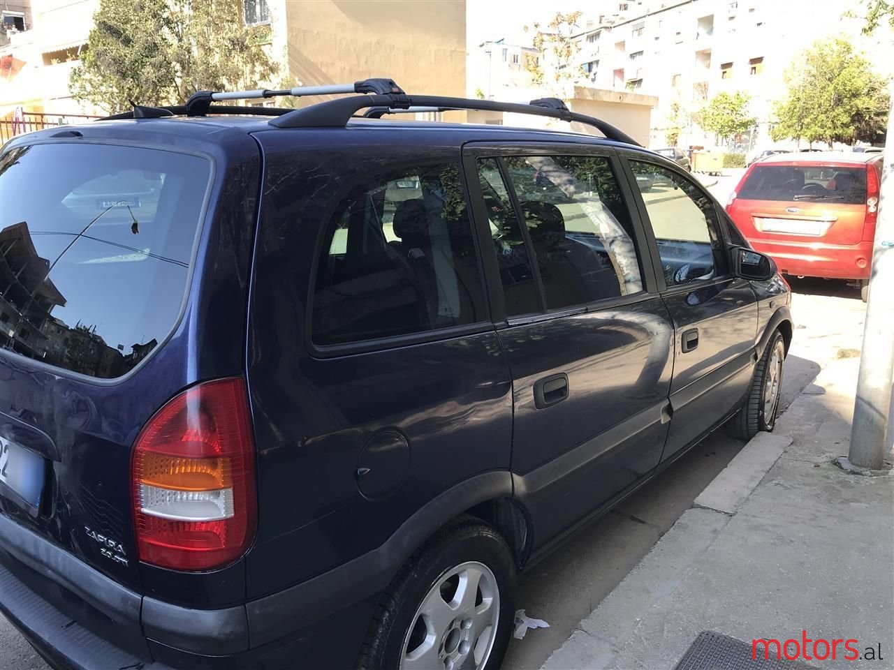 2002' Opel Zafira photo #2
