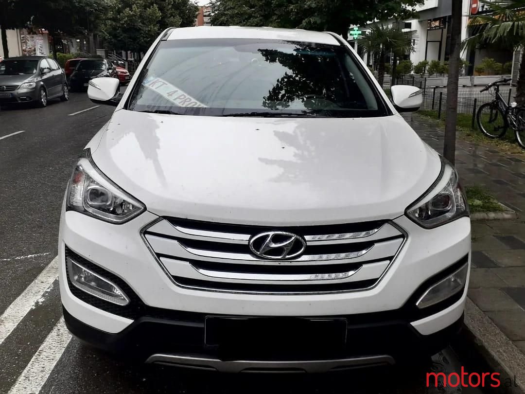 2014' Hyundai Santa Fe photo #4