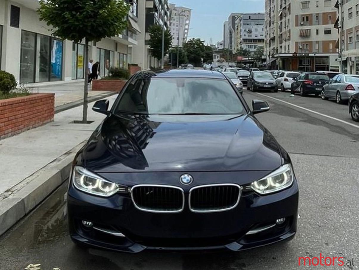 2014' BMW 328 photo #2