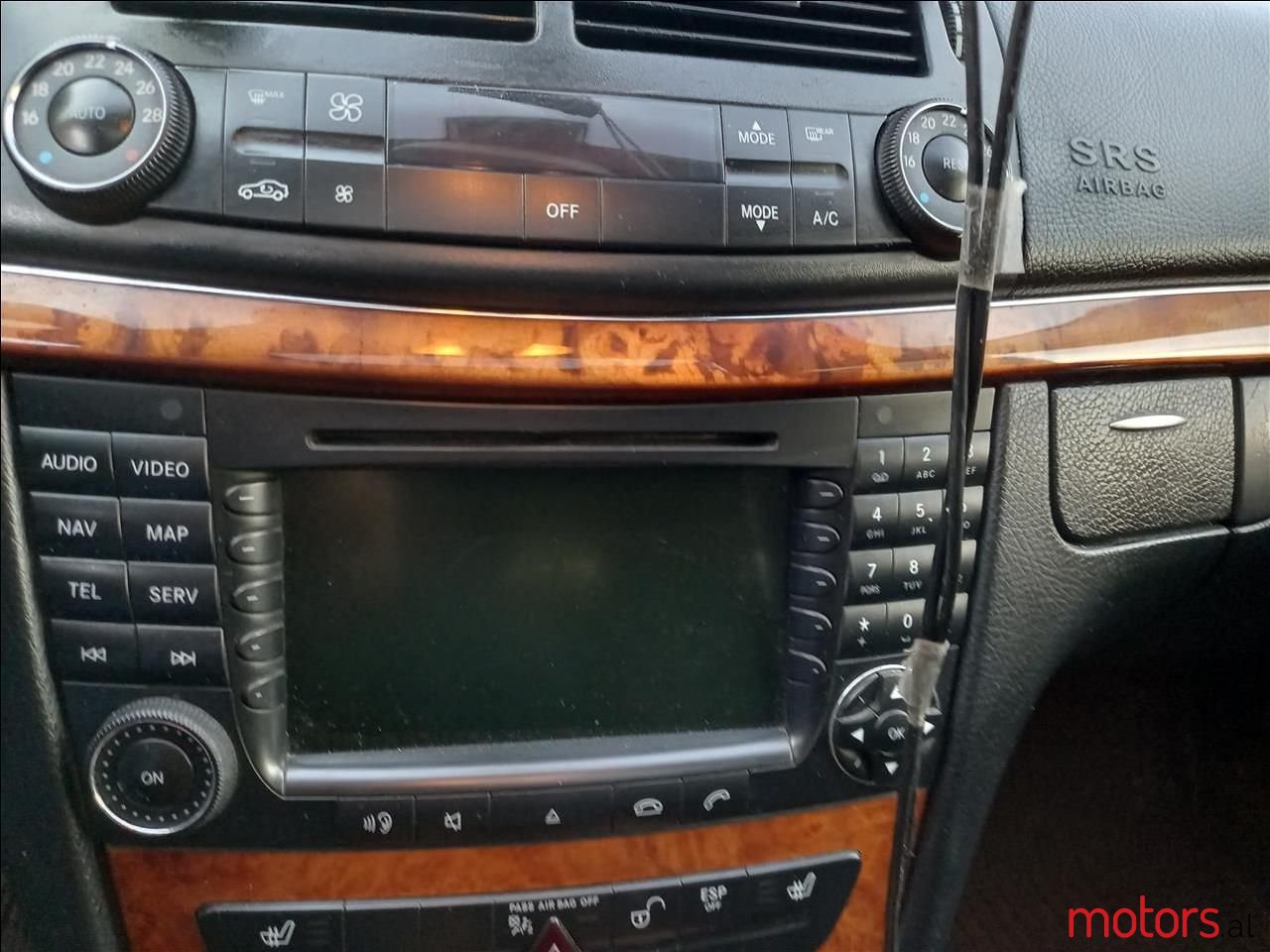 2008' Mercedes-Benz 220 photo #4