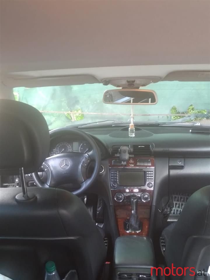 2007' Mercedes-Benz 220 photo #5