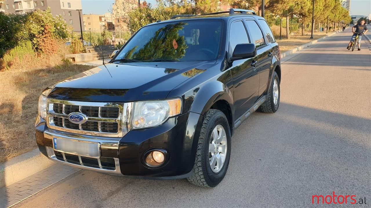 2011' Ford Escape photo #2