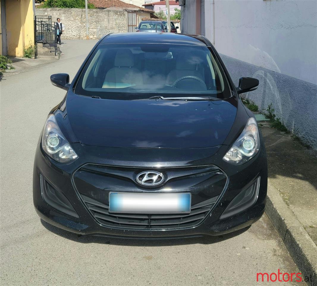 2013' Hyundai i30 photo #1